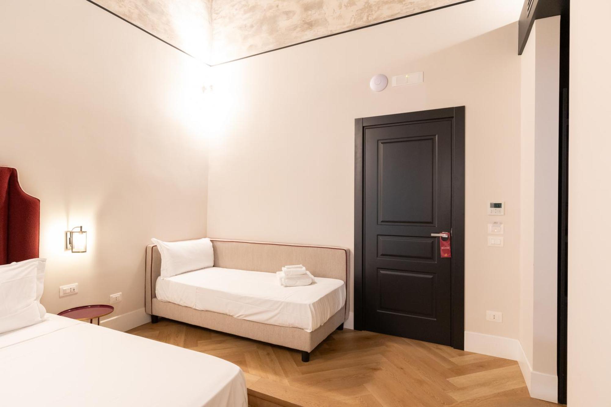 Relais Ammira Hotel Naples Luaran gambar