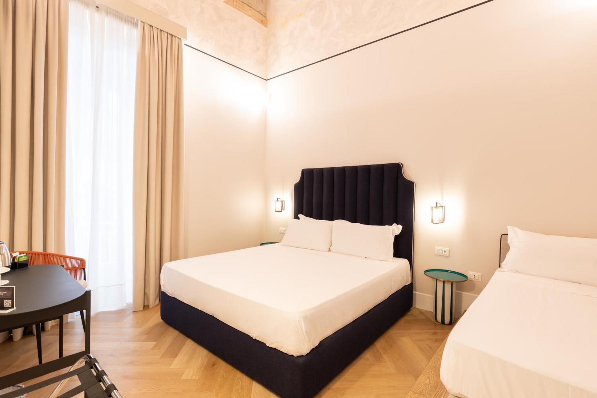 Relais Ammira Hotel Naples Luaran gambar